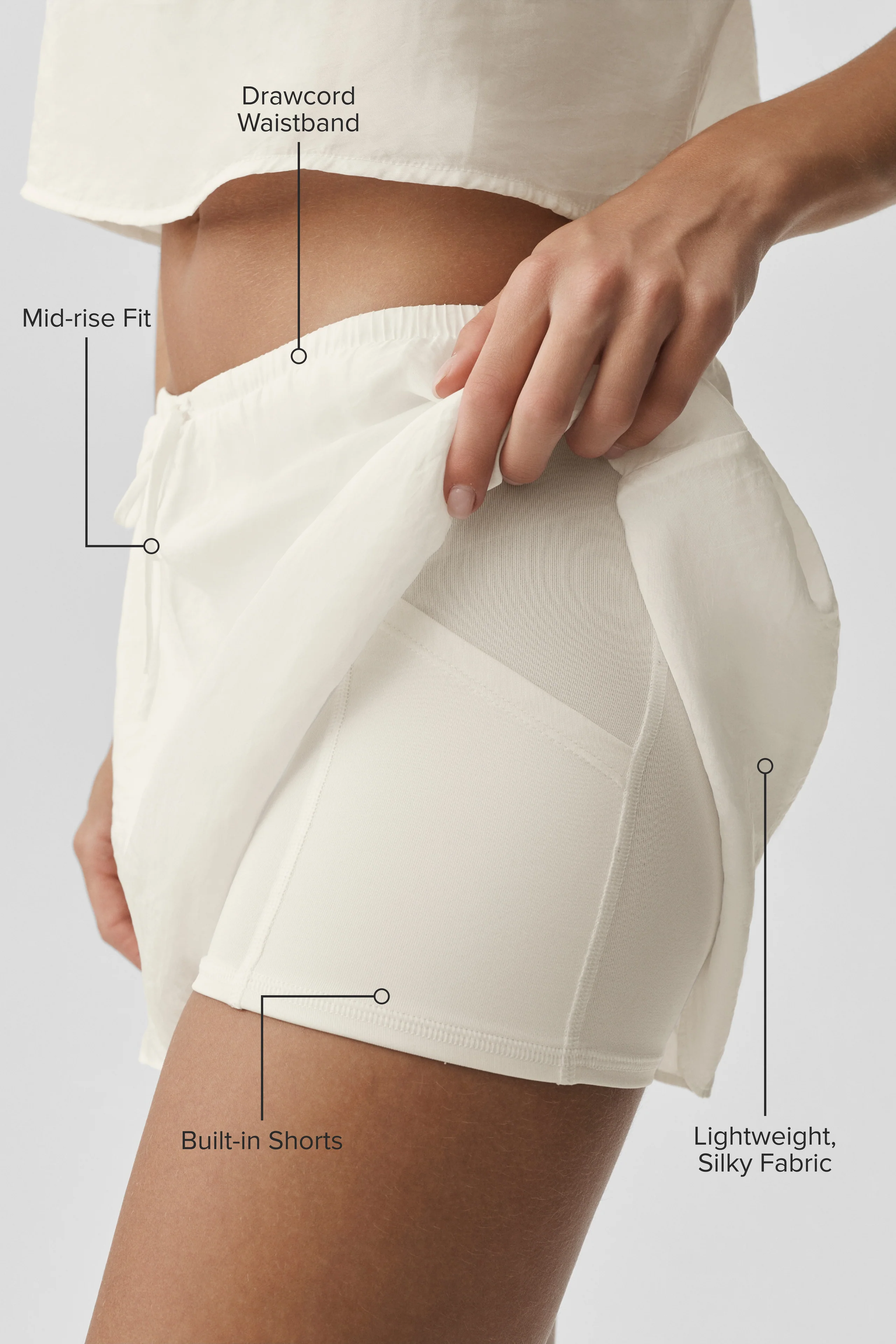 Falda de tenis Golden Hour semitransparente en marfil