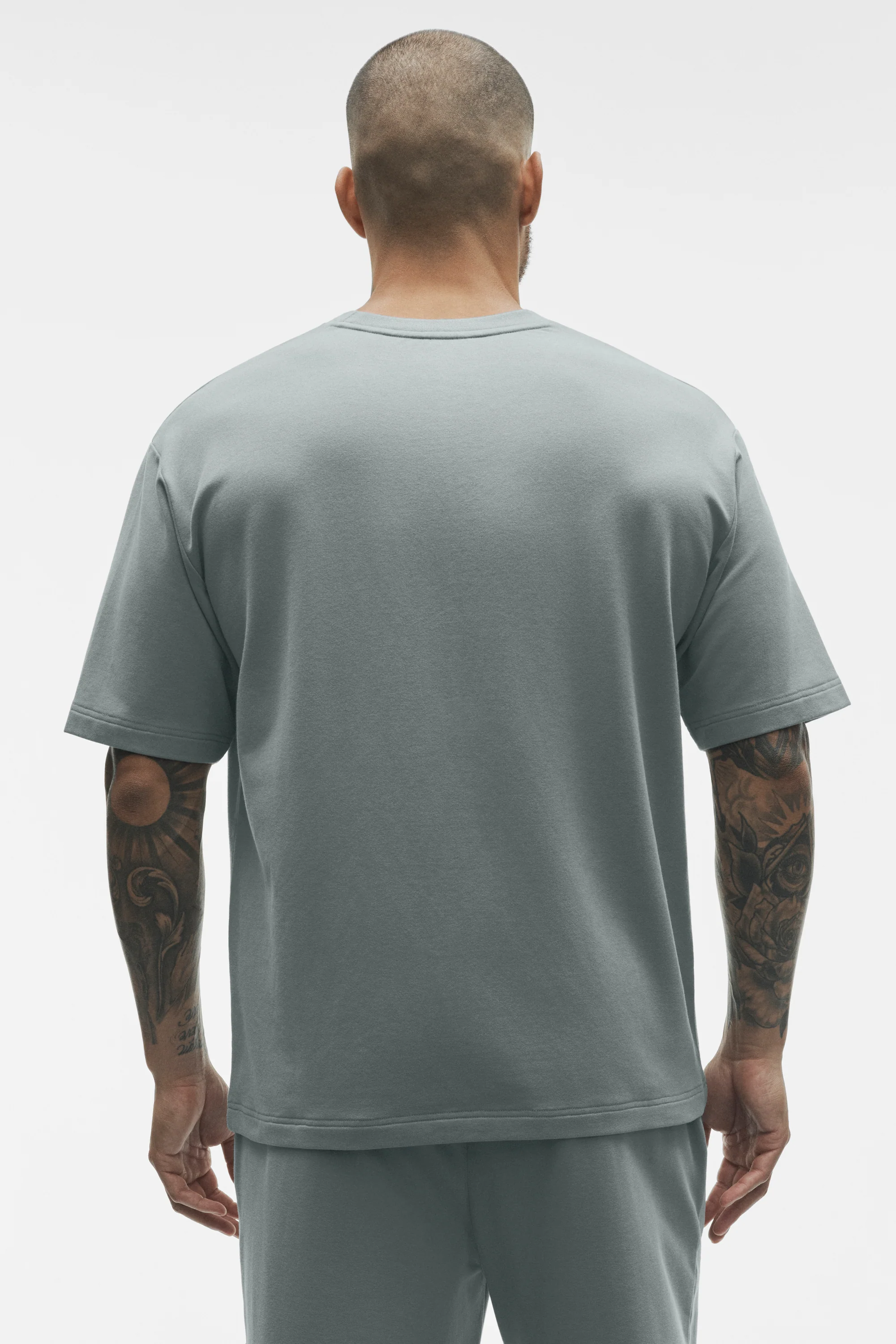 Alo Yoga Double Take Short Sleeve Monument 男裝寬鬆 T 恤