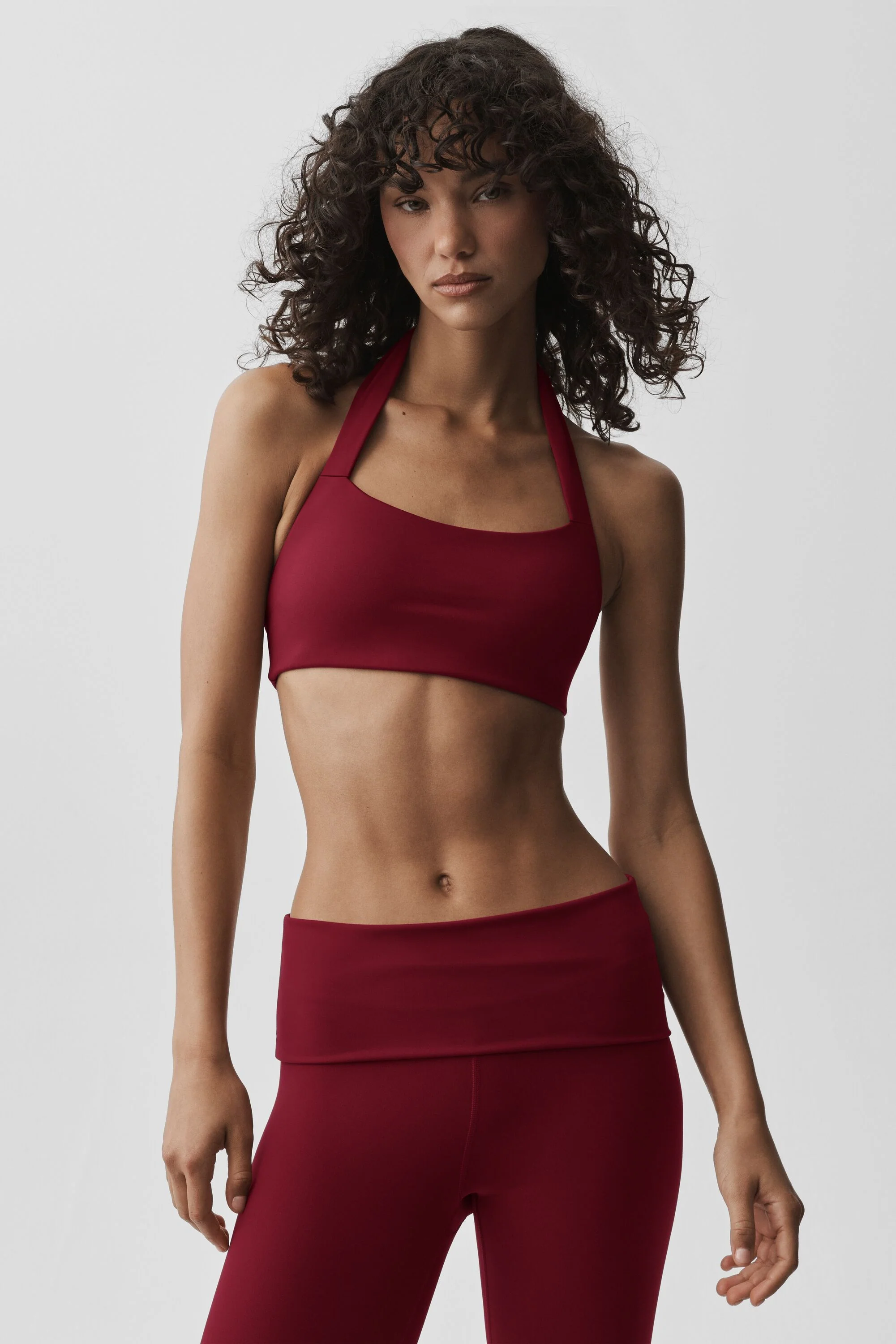 ALO Softsculpt Feel The Heat Halter BH i Summer Romance Red