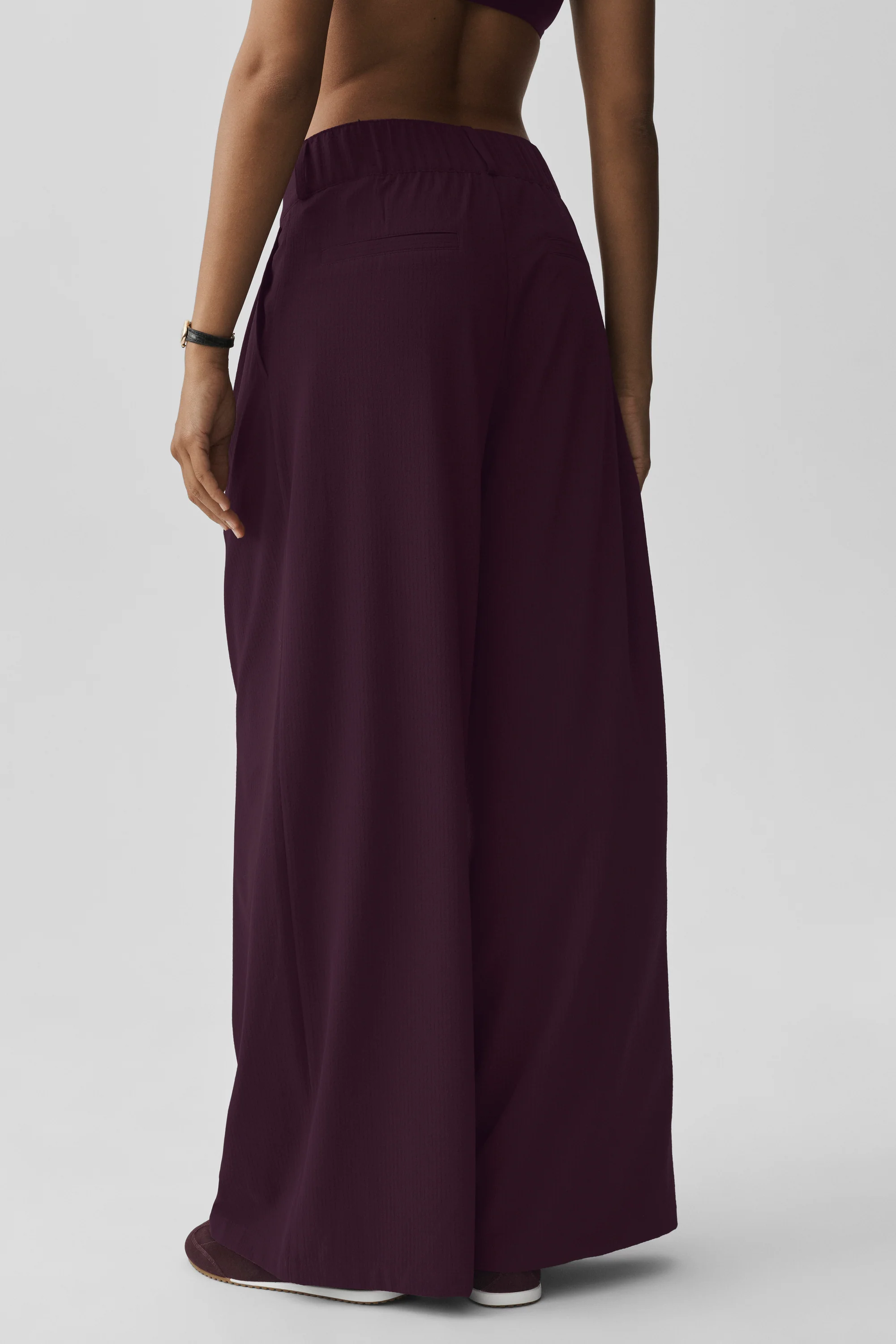 High-Waist Dreamscape Trouser (Regular) in Rich Bordeaux