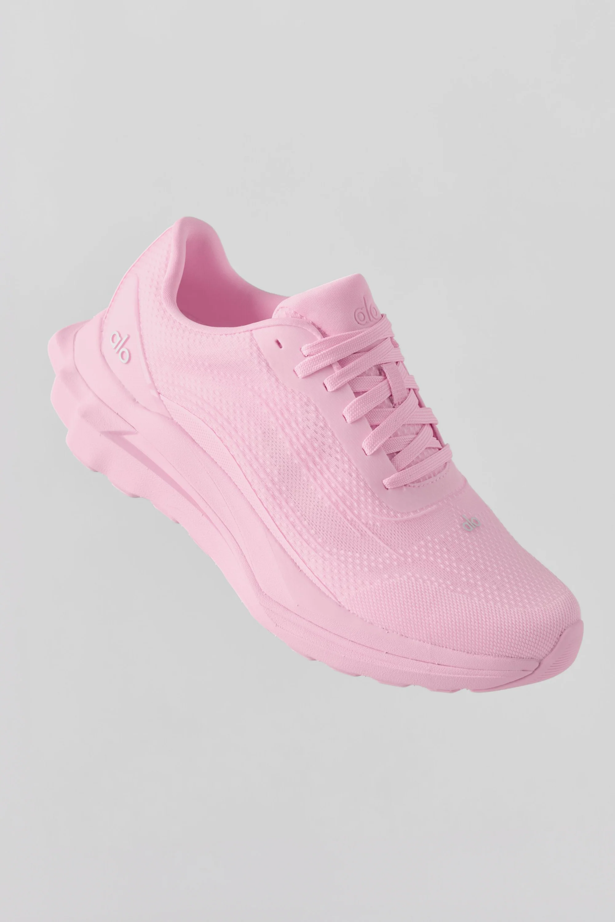 ALO Runner Unisex Performance-Schuh in Pink Marshmallow
