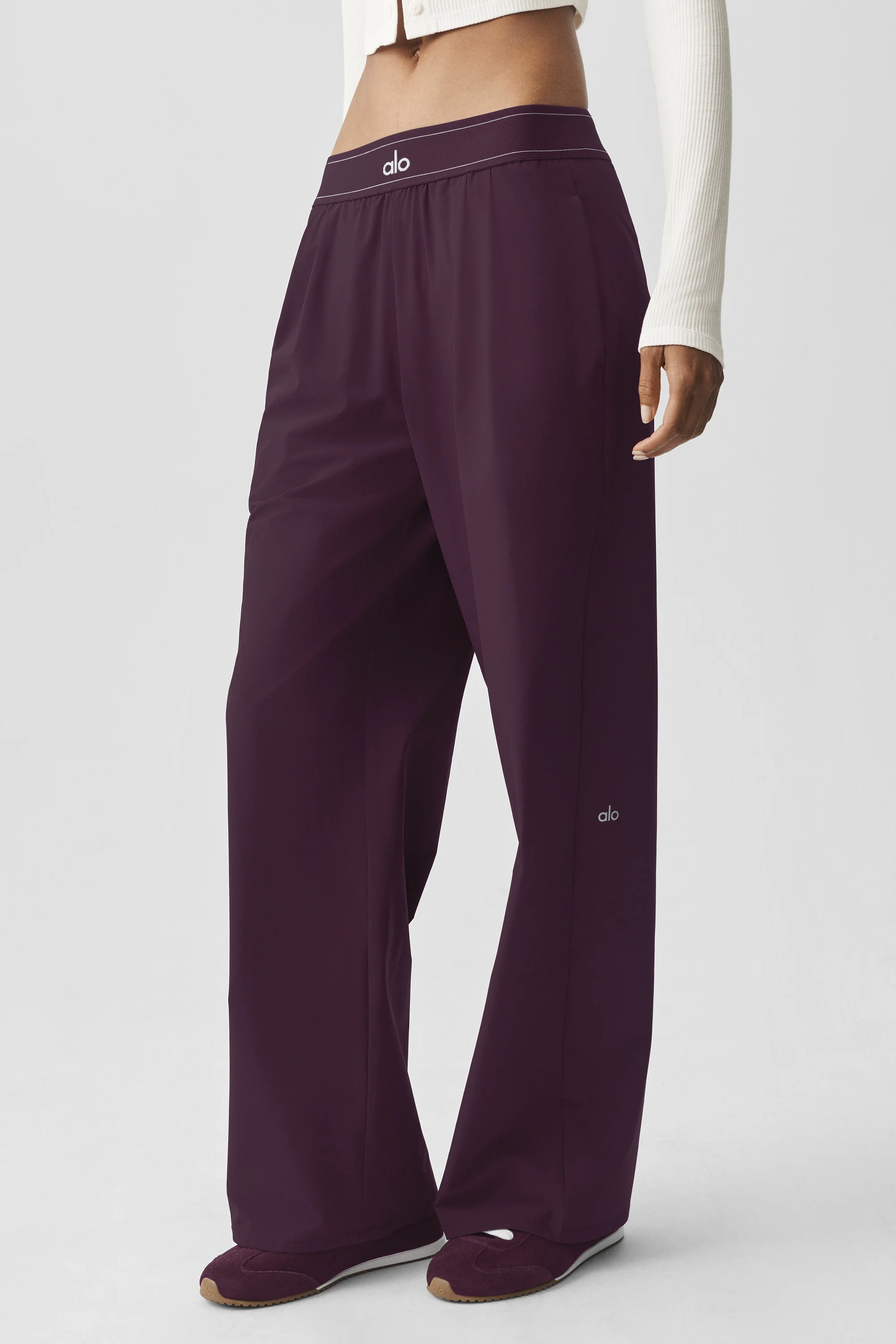 Suit Up Trouser Regular Fit in Rich Bordeaux