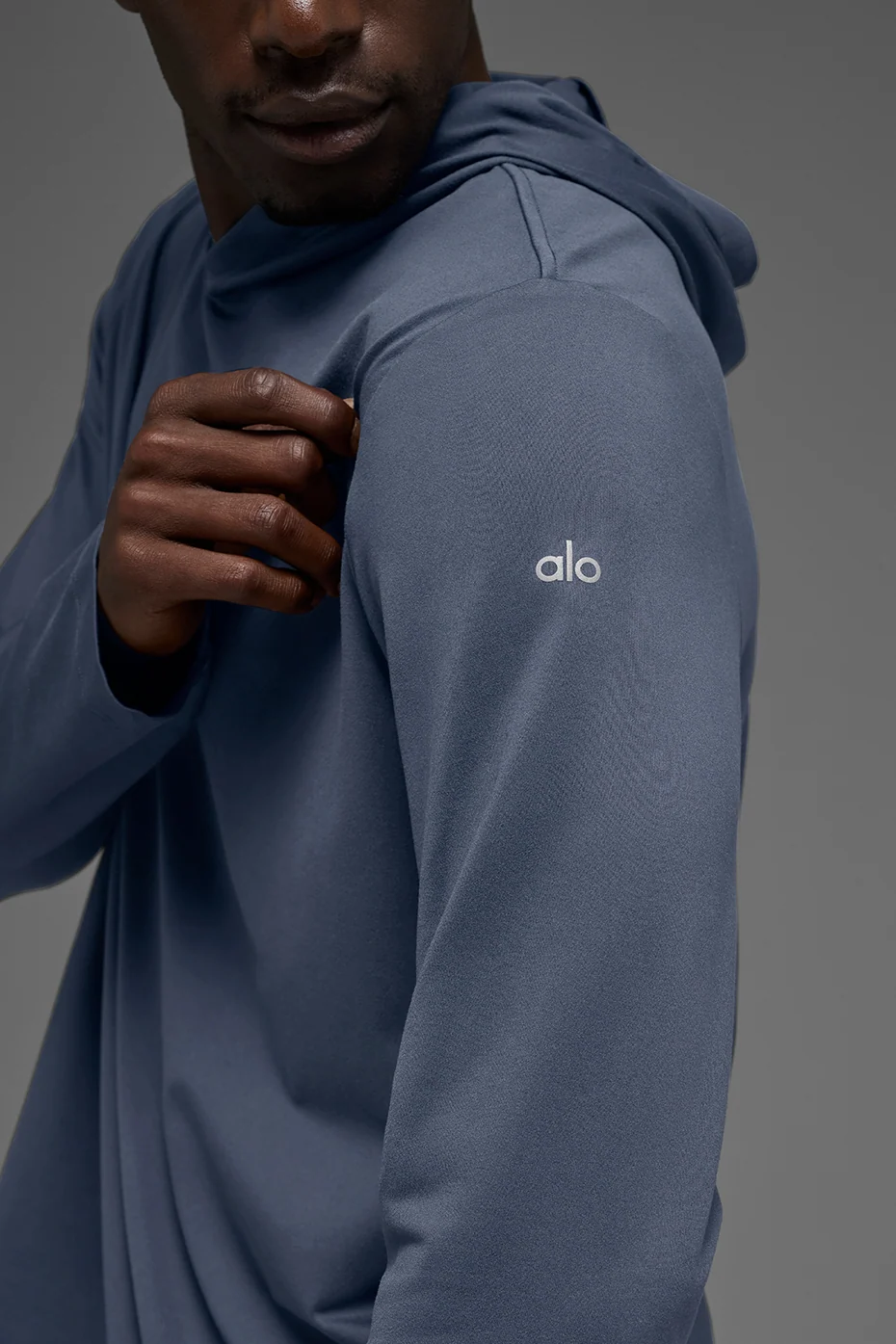 Conquer Reform Long Sleeve With Hood in Bluestone