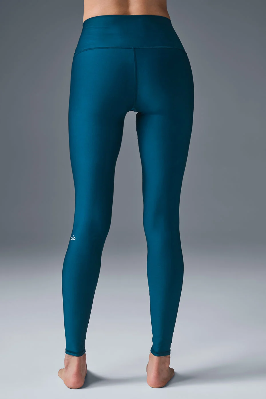 High-Waist Airlift Legging in Eclipse Blue for Pilates and Errands