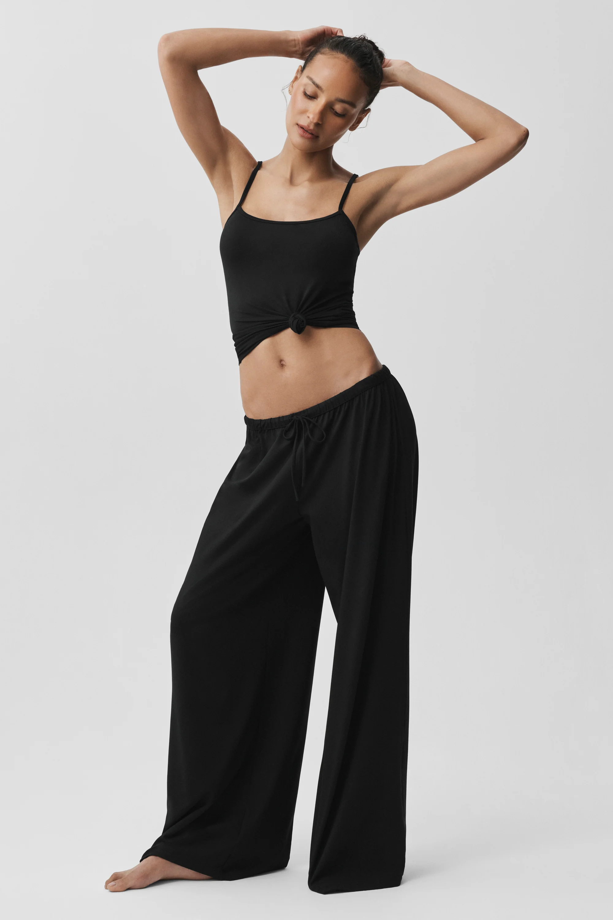 Pantaloni della tuta Alosoft Finesse a vita media e gamba ampia in nero