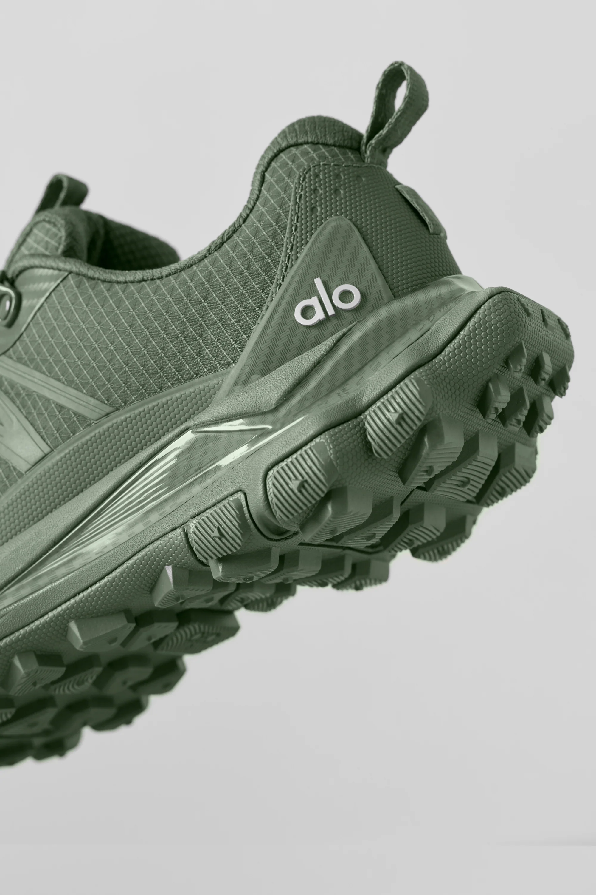 ALO Trail Unisex Performance Shoe in Bamboo Green