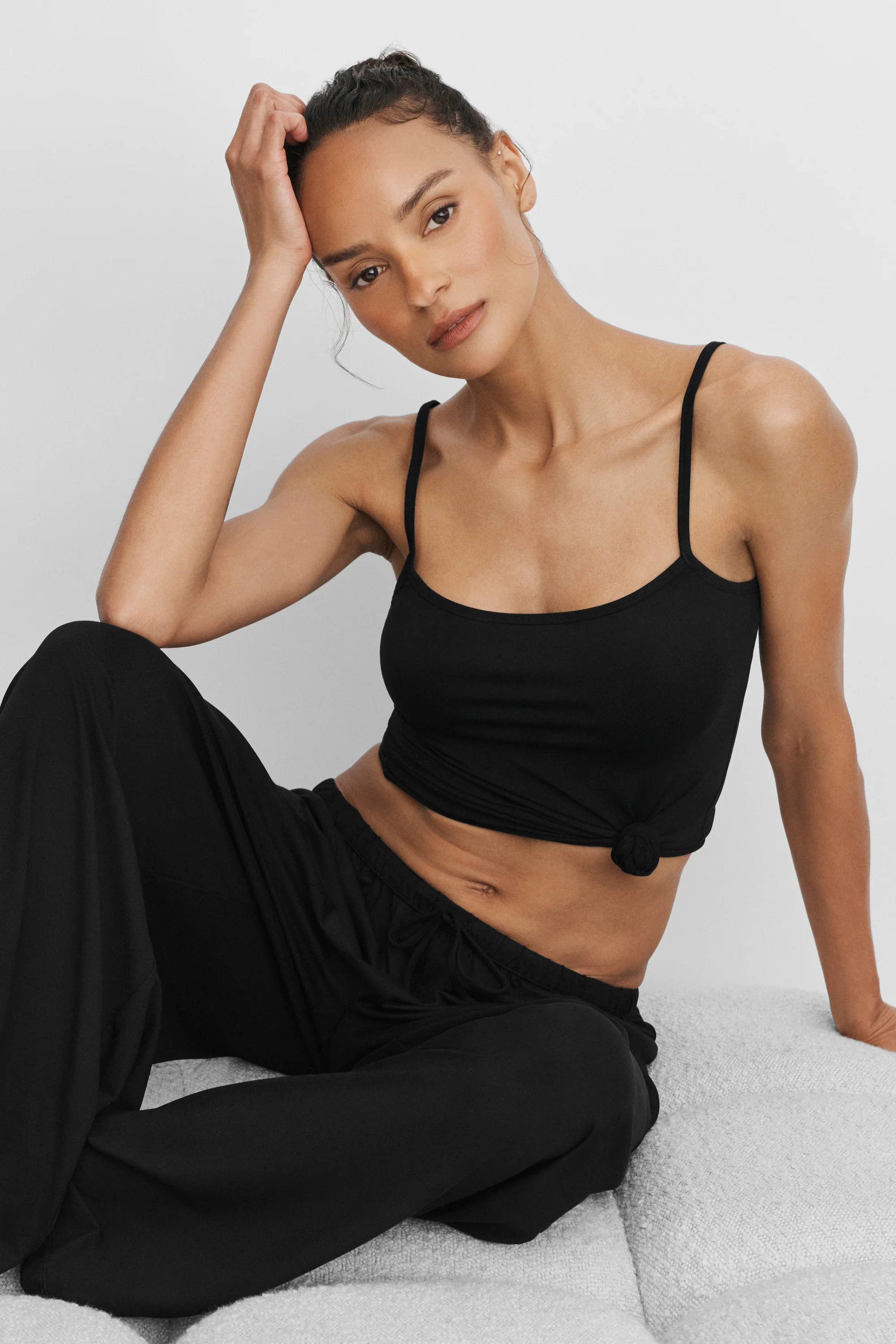 Pantaloni della tuta Alosoft Finesse a vita media e gamba ampia in nero