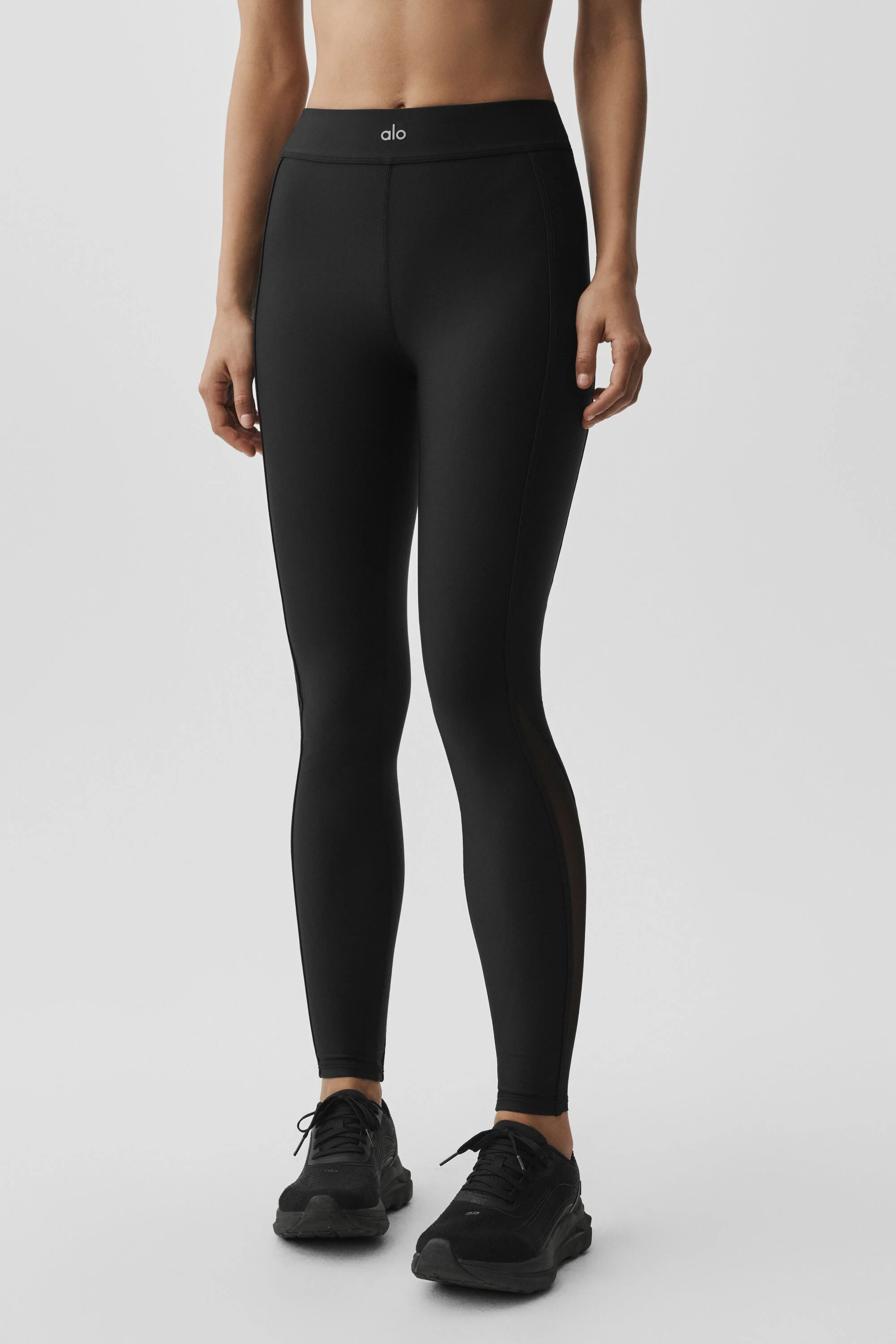 Airlift High-Waist Skyglow Legging in Black