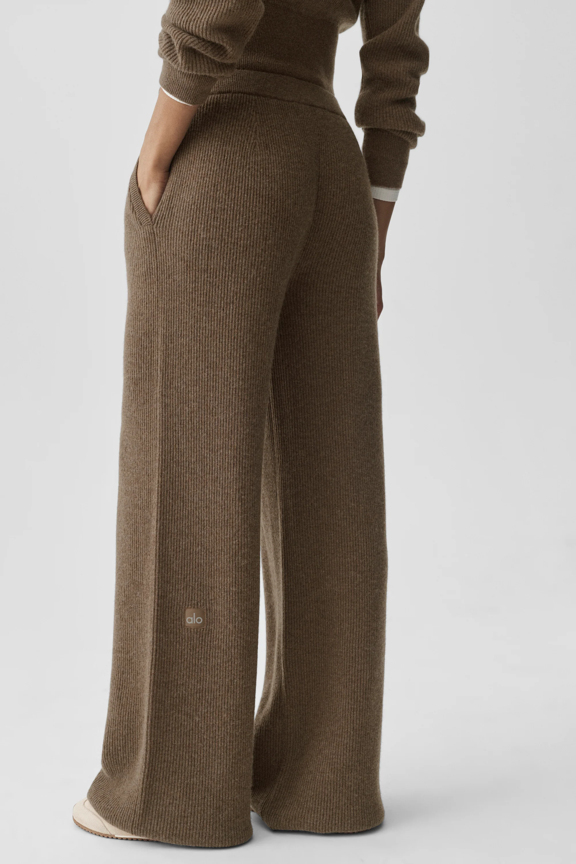 Calça Harmony Cintura Baixa em Cashmere Wool (Regular) em Marrom Java Mesclado