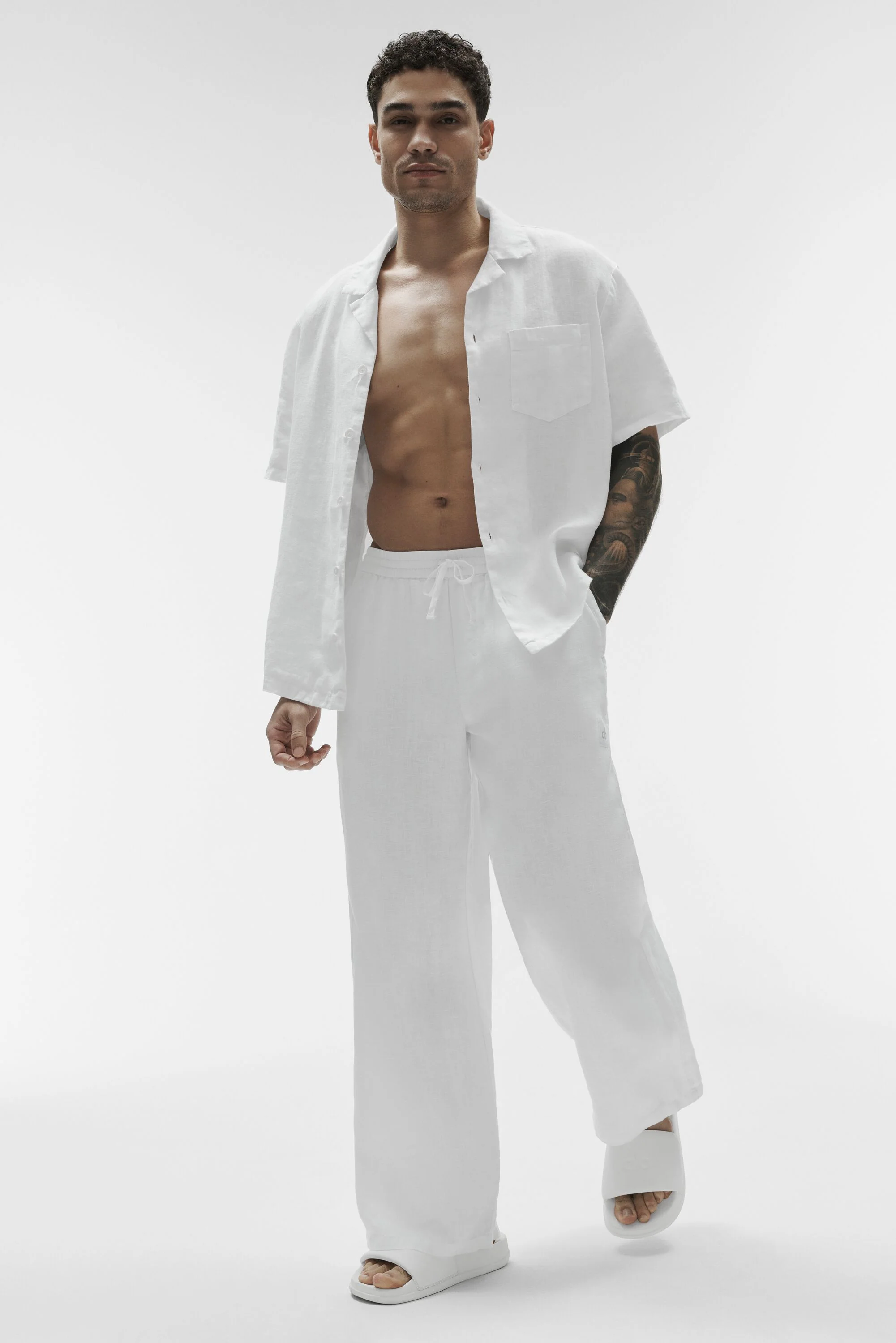 Pantalon droit en lin blanc pour les jours décontractés