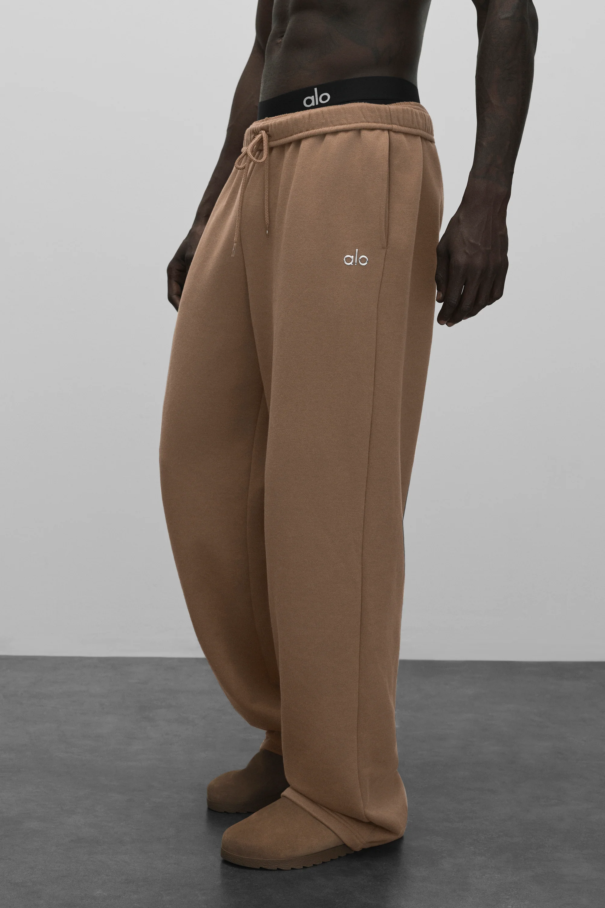 Accolade Straight Leg Sweatpant in Java Brown for Men
