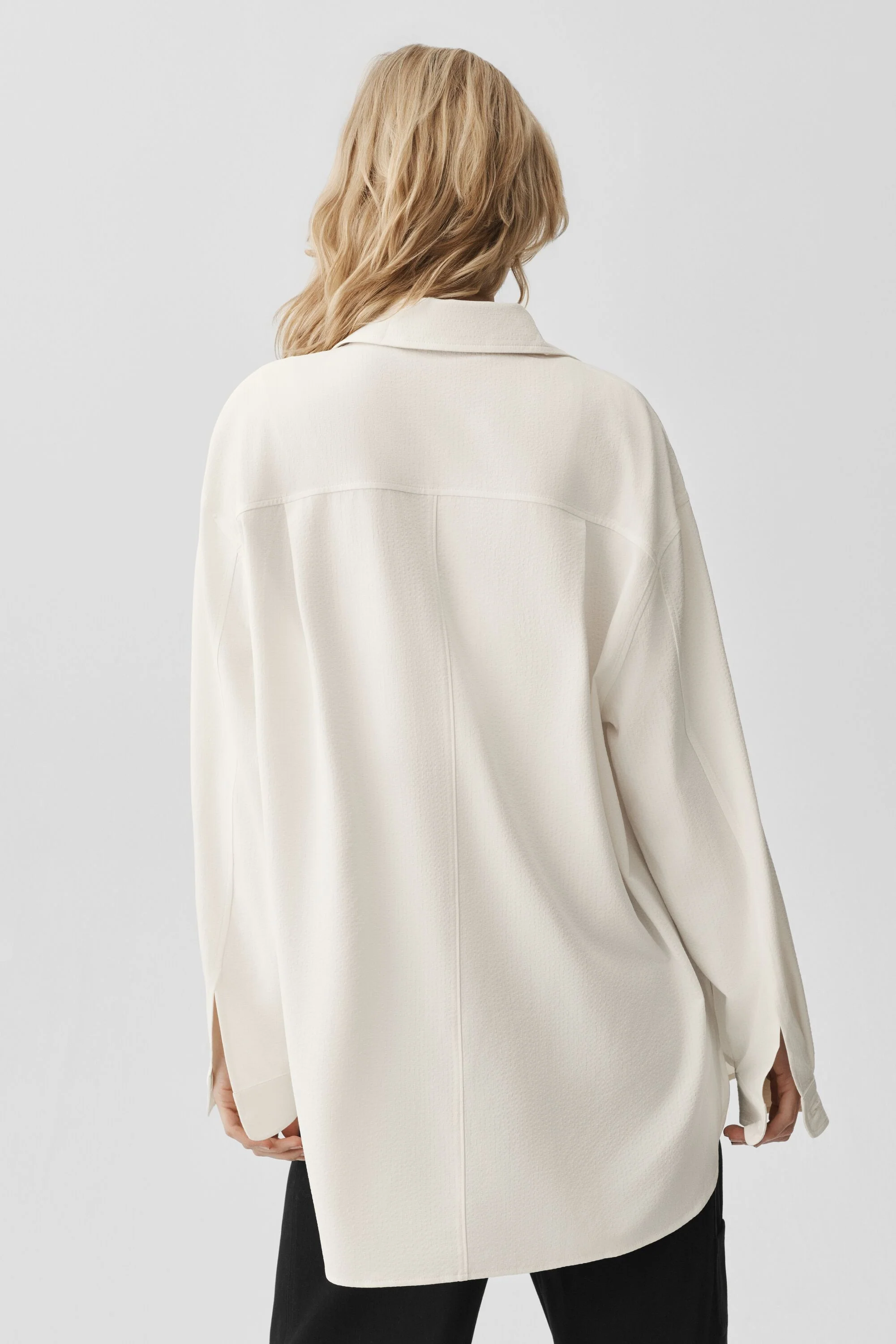 Dreamscape Button Down Long Sleeve Shirt in Ivory