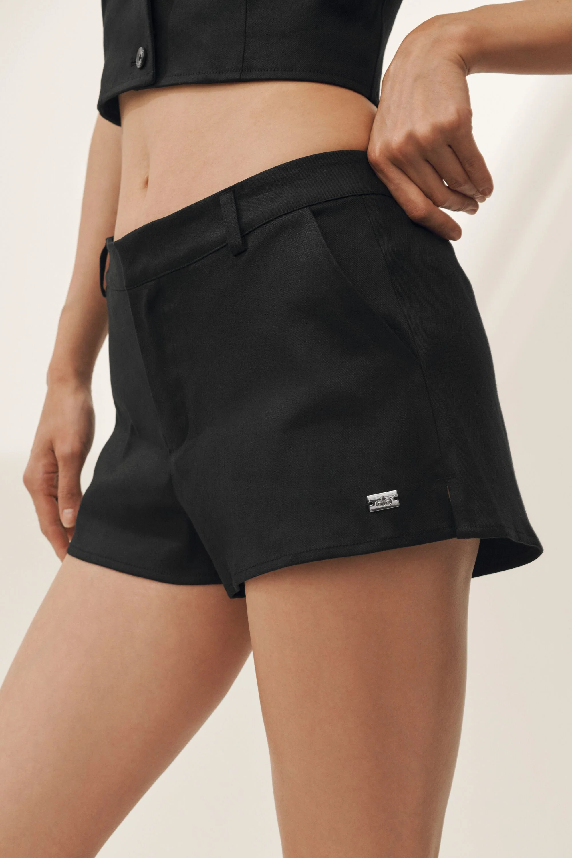 Pantaloncini Riviera a vita bassa in misto lino nero