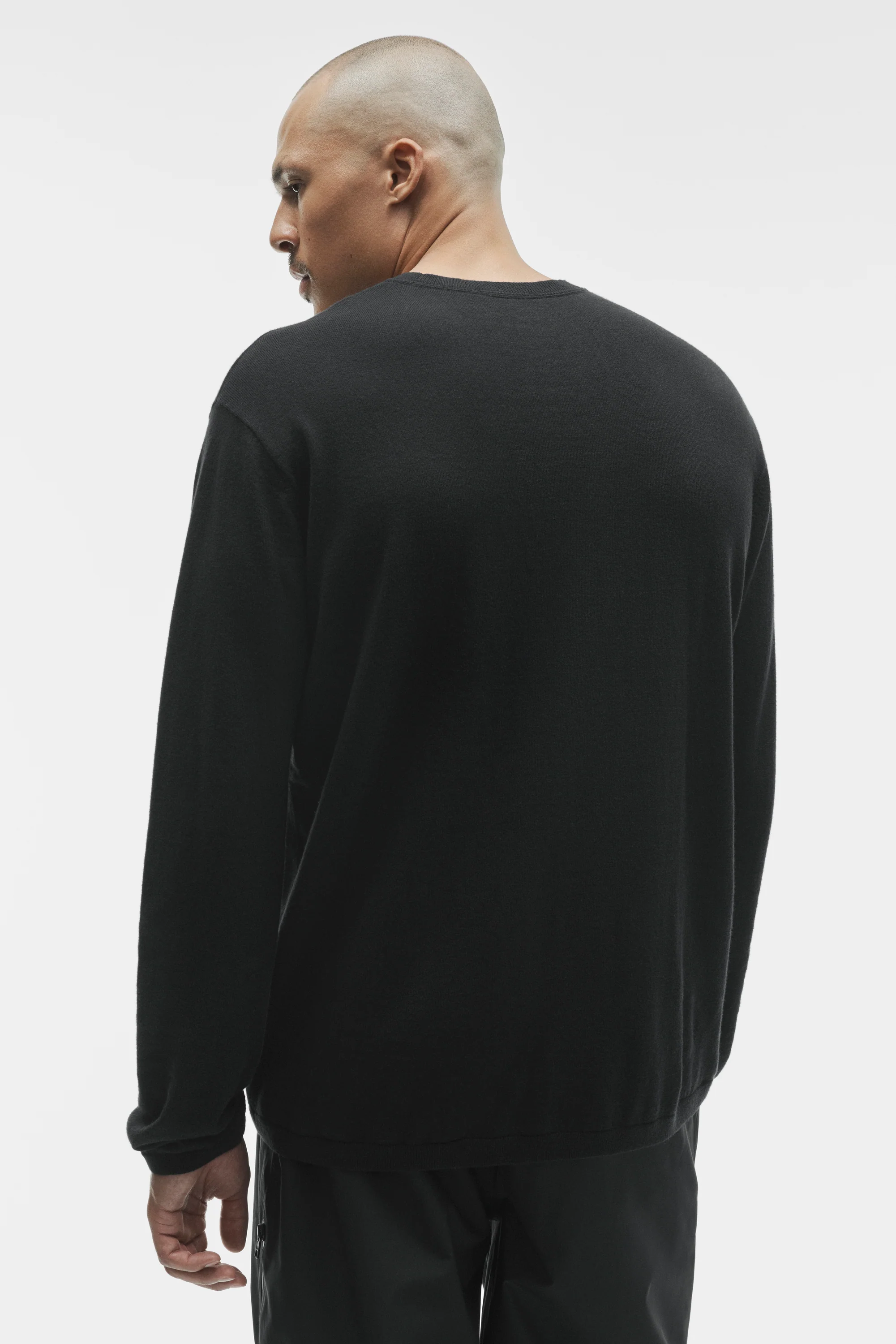Cashmere Blend Ever Soft -pitkähihainen crewneck, musta