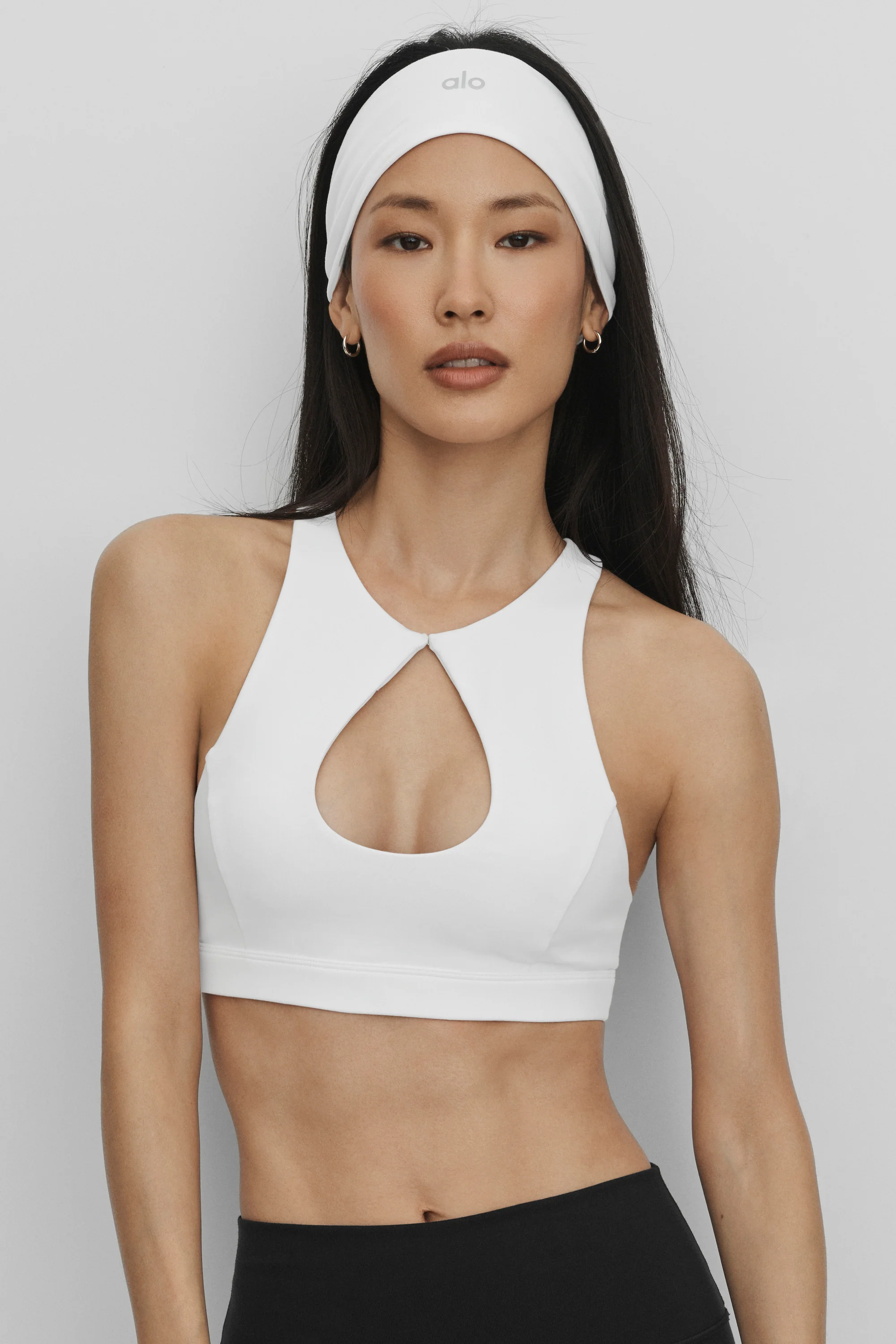 Airbrush Lock In Bra White Sports Bra with Keyhole Cutout