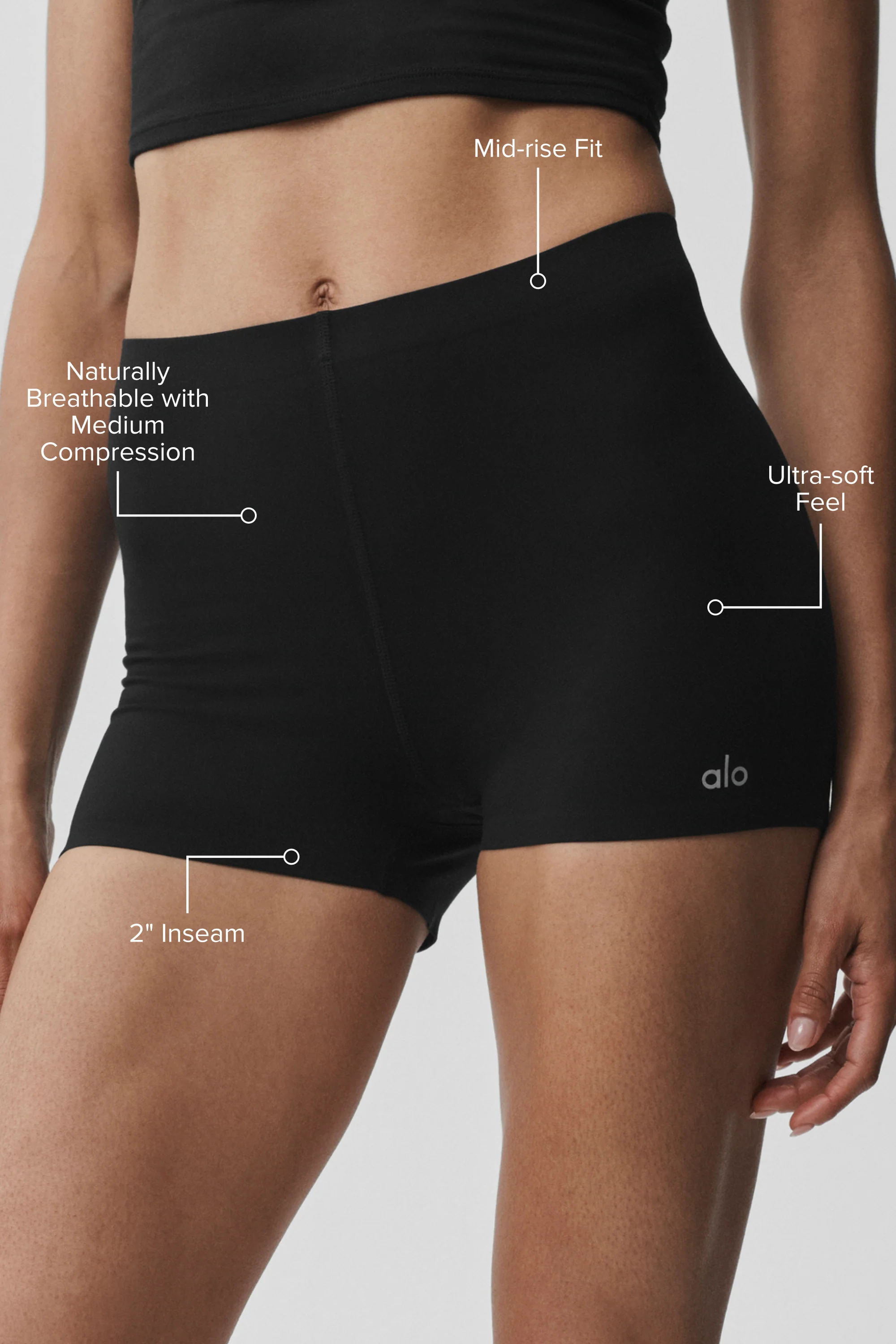 2" ALO Softsculpt Mid-Rise Short in Black