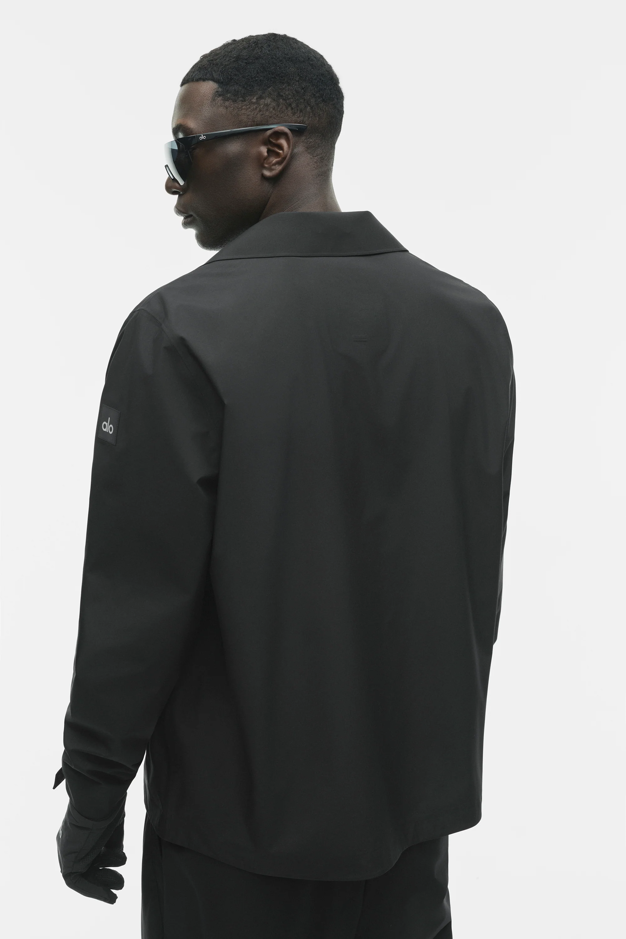 Alpha Shell Overshirt i svart med vattentäta dragkedjor