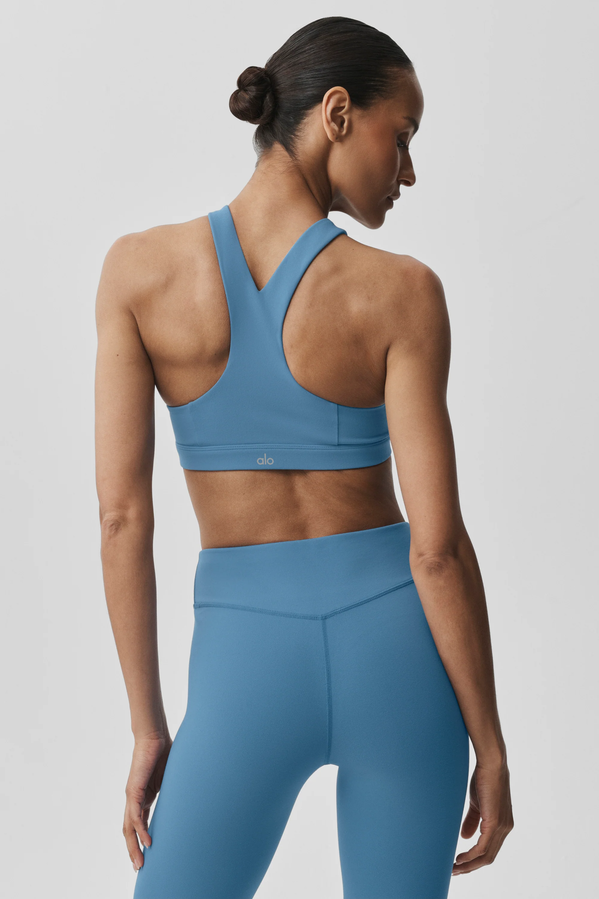 Airbrush Lock In Bra in California Blue for Studio Sessions