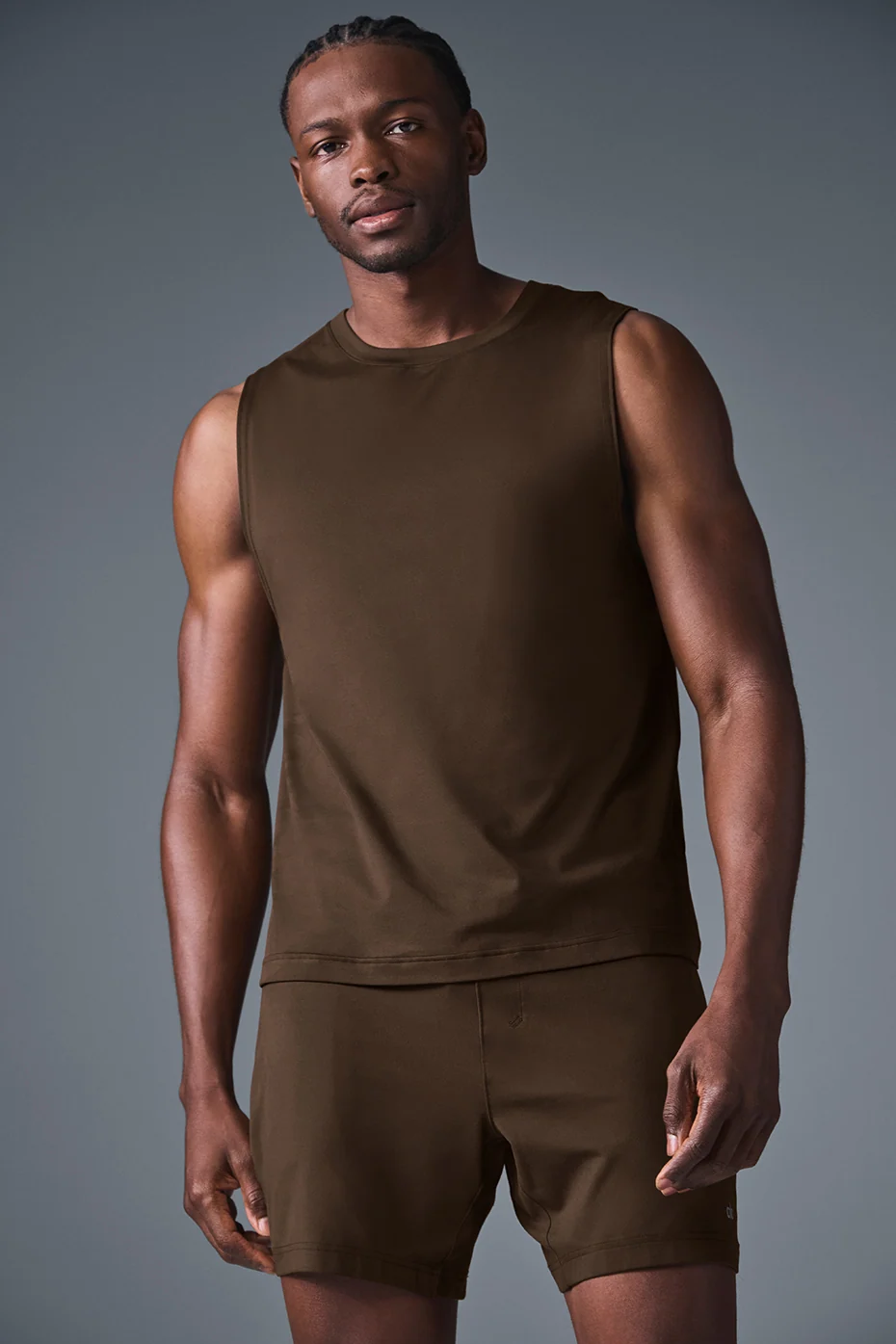 Conquer Muscle Tank Espresso Herren atmungsaktives Performance Gym-Top