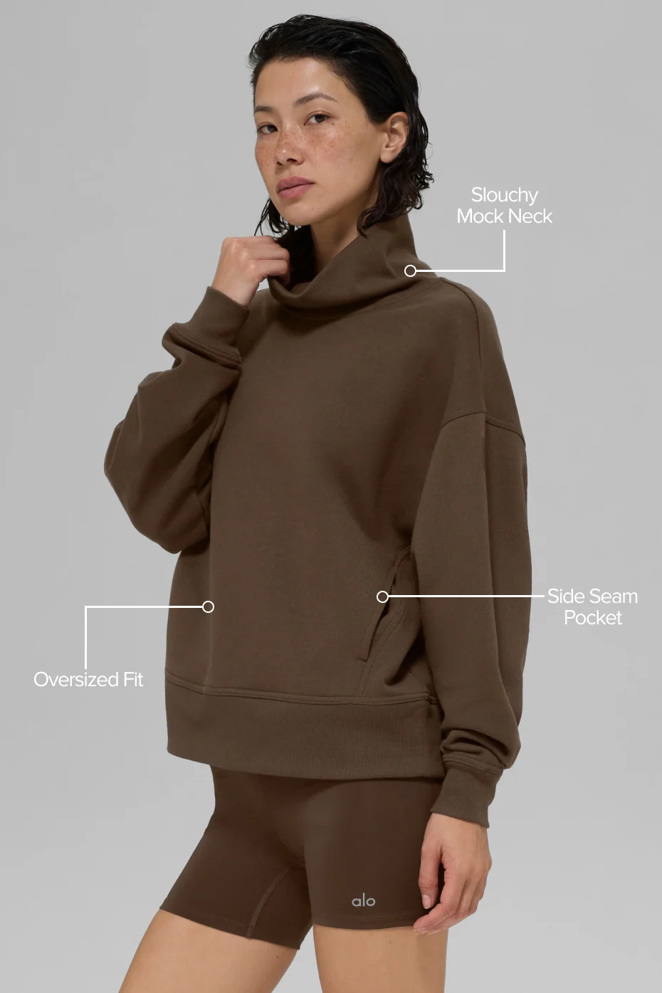 Hazy Mock Neck Pullover in Espresso Oversized Fit