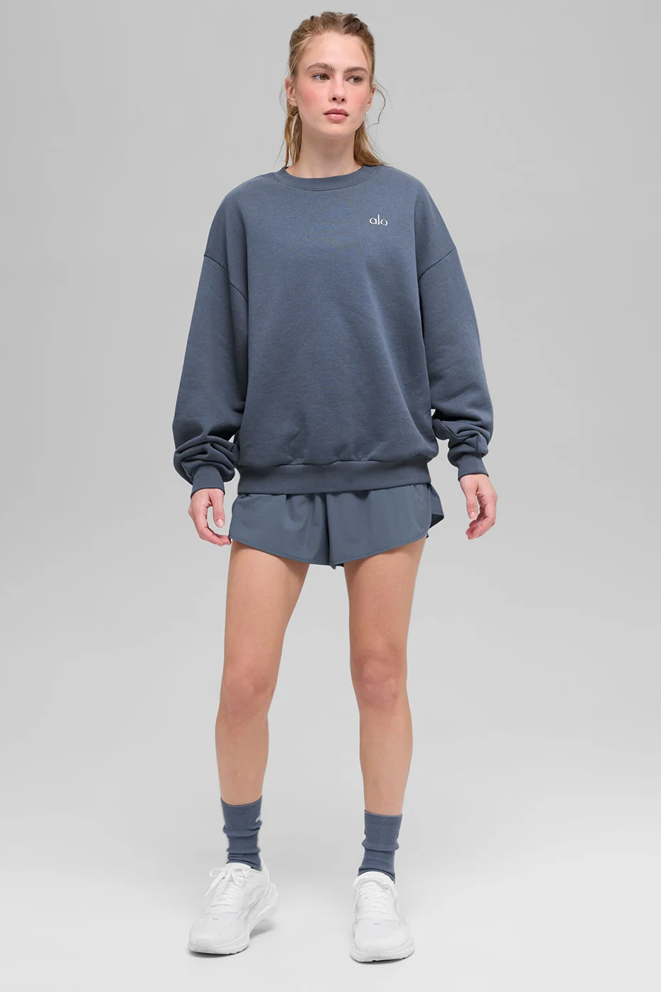 Pullover Decote Redondo Accolade em Bluestone Moletom Francês Peso Médio