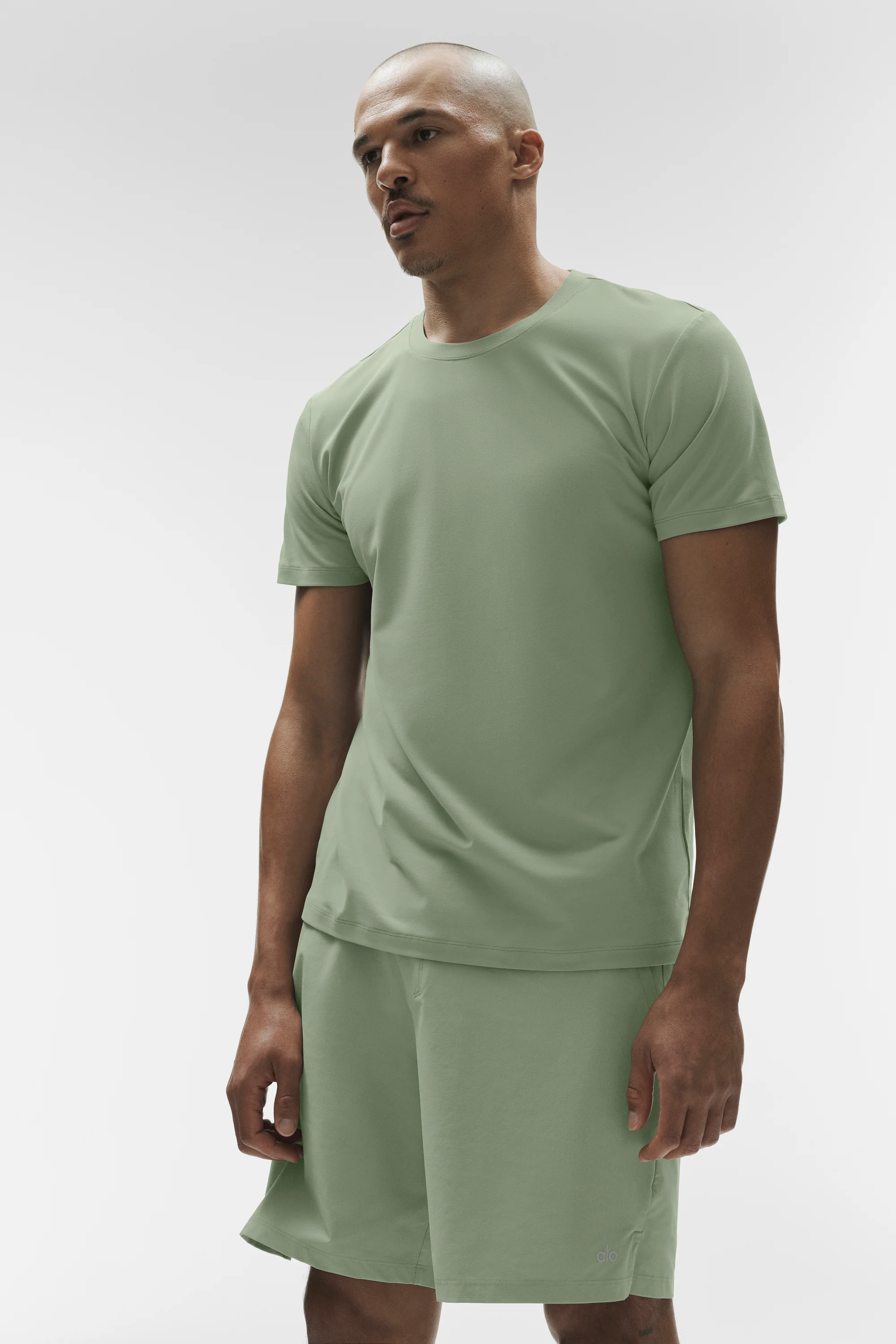 Conquer Reform Crewneck Short Sleeve in Dune Grass