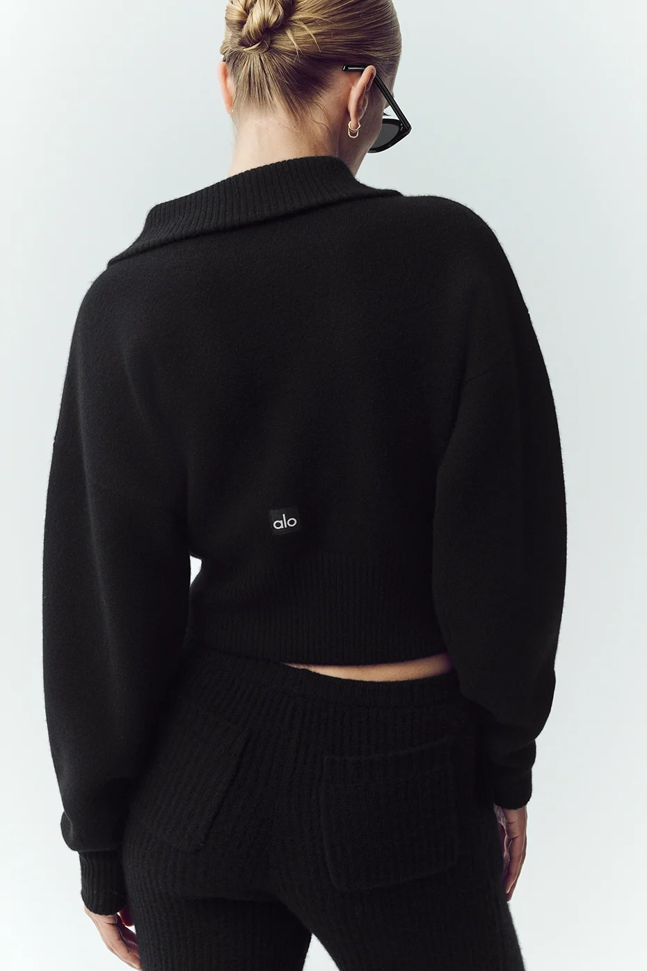 Cashmere Radiate Jacket in Black With Zip Details