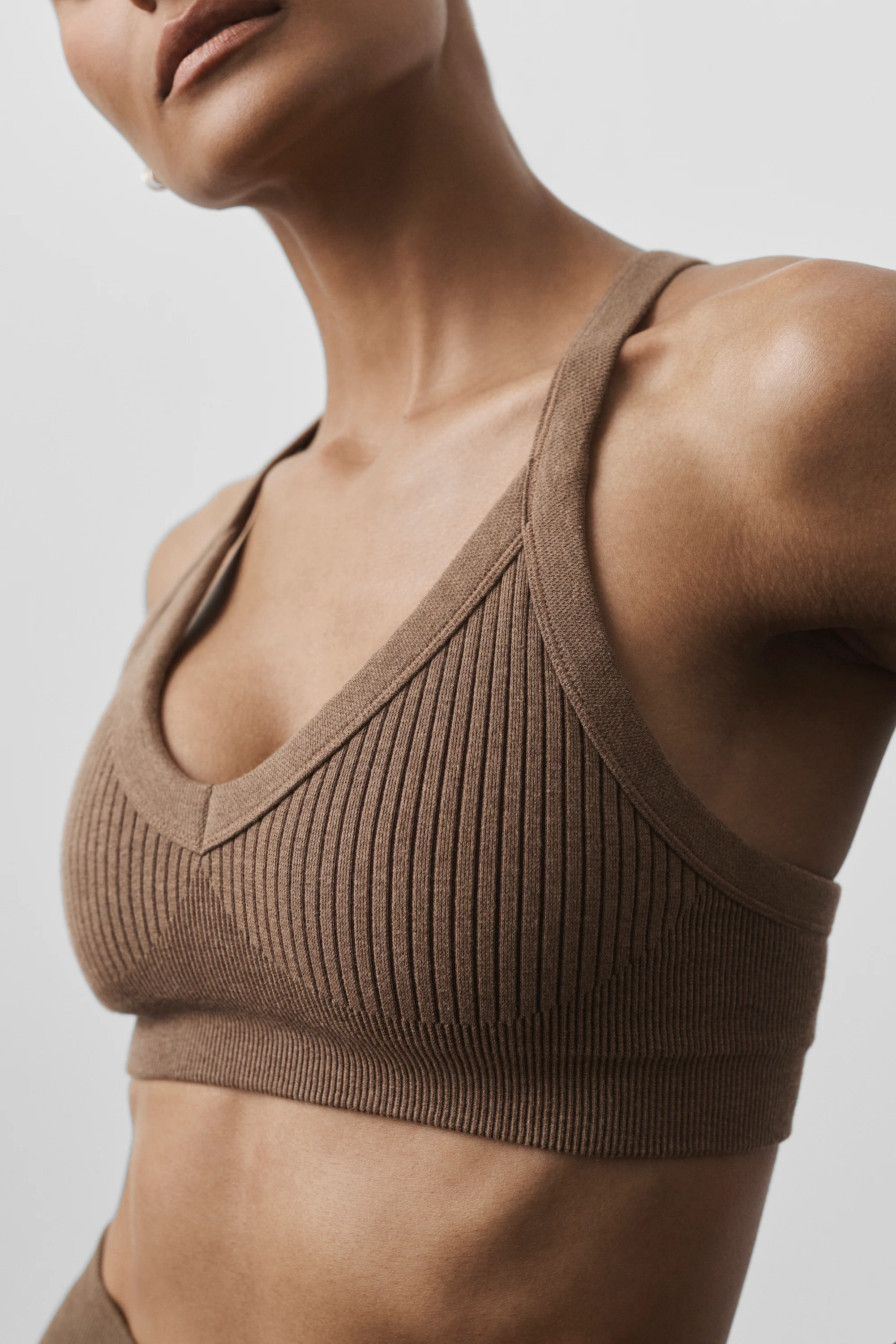 Seamless Two Tone Rib Bra in Java Brown