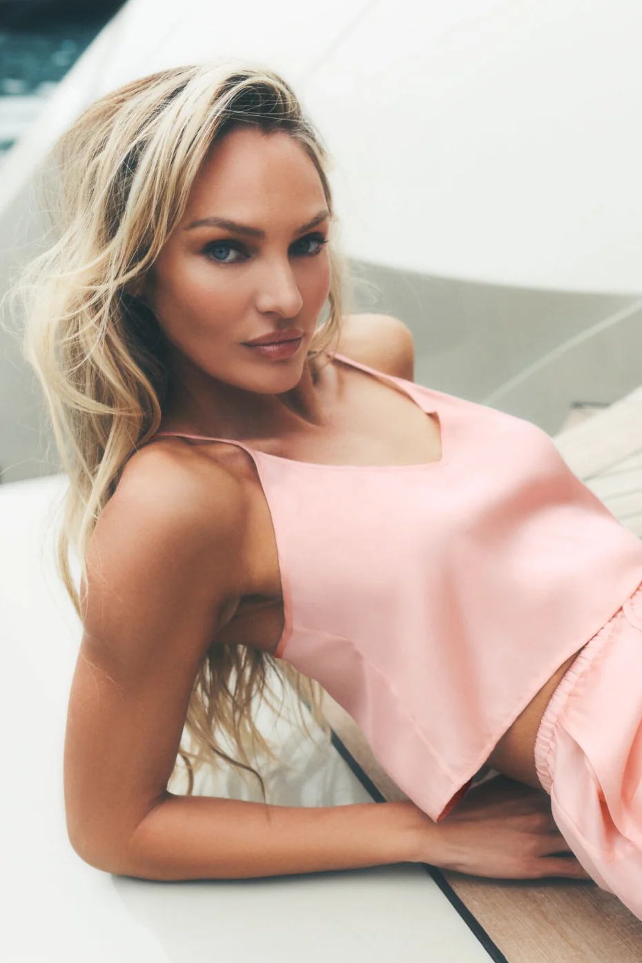 Silk Blend Radiance Tank in Sundrenched Pink, Cropped Fit