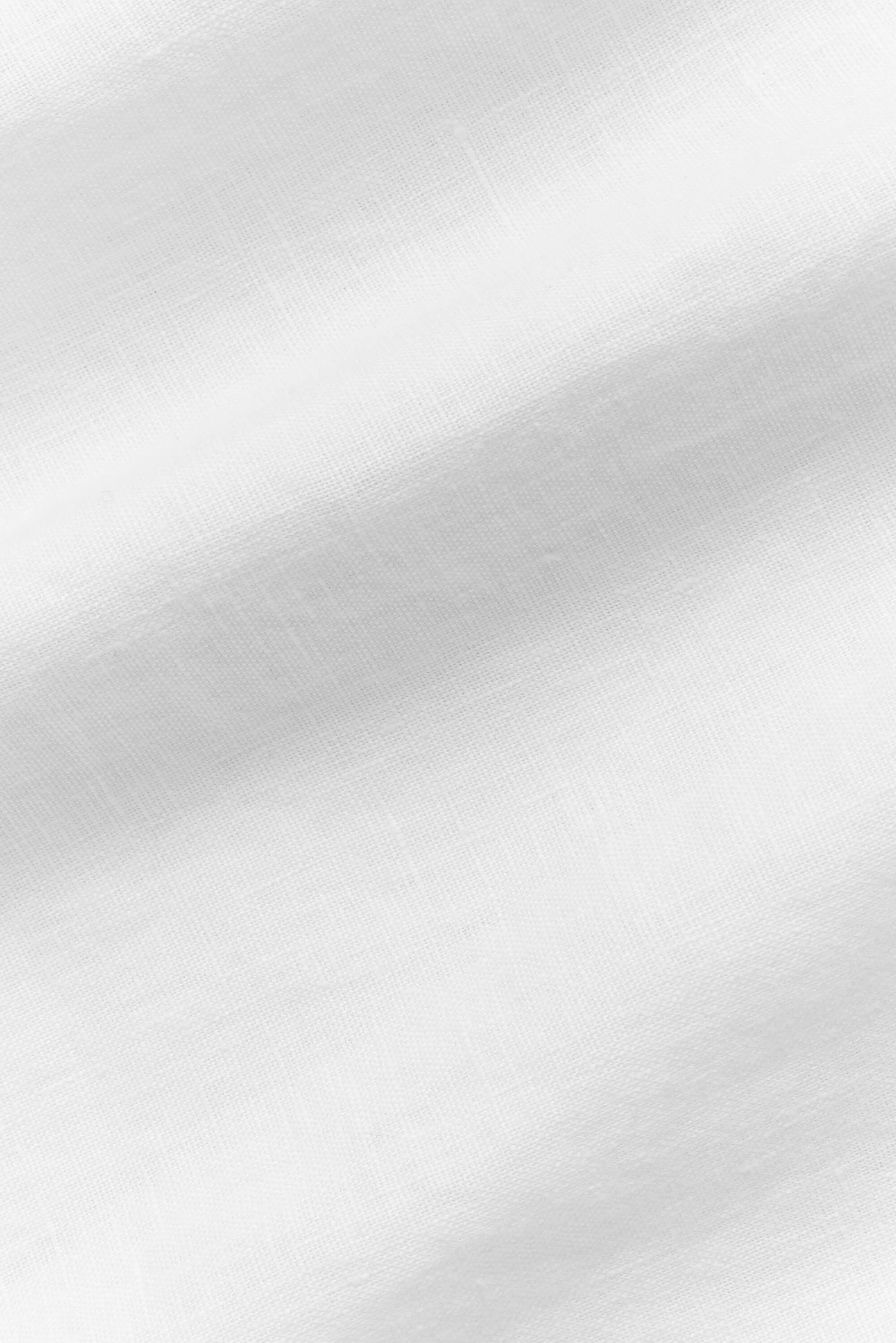 Linen Days -lyhythihainen napillinen paita miehille valkoisena