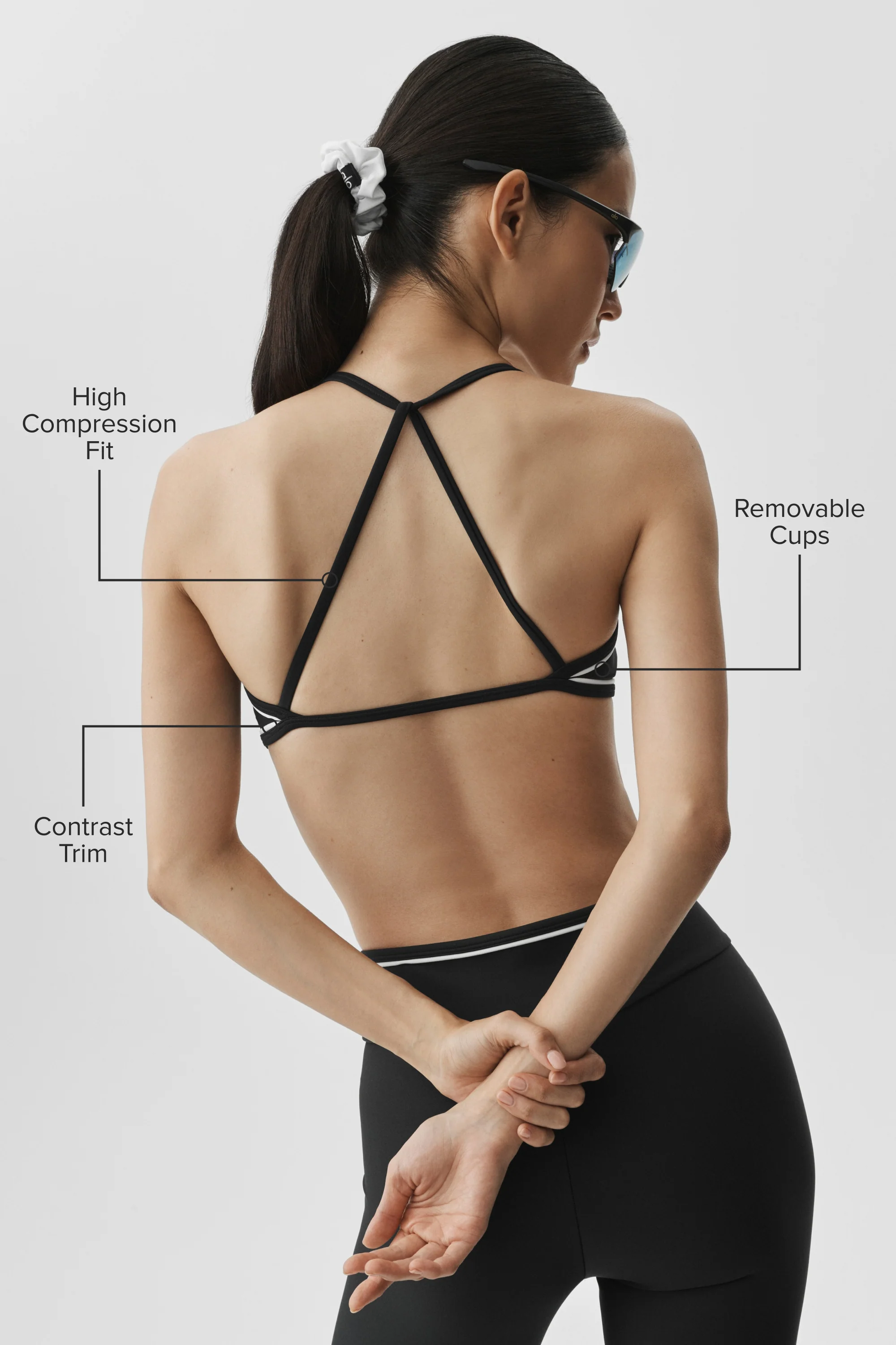 Airlift Trifecta Bra in Schwarz und Weiß mit herausnehmbaren Cups