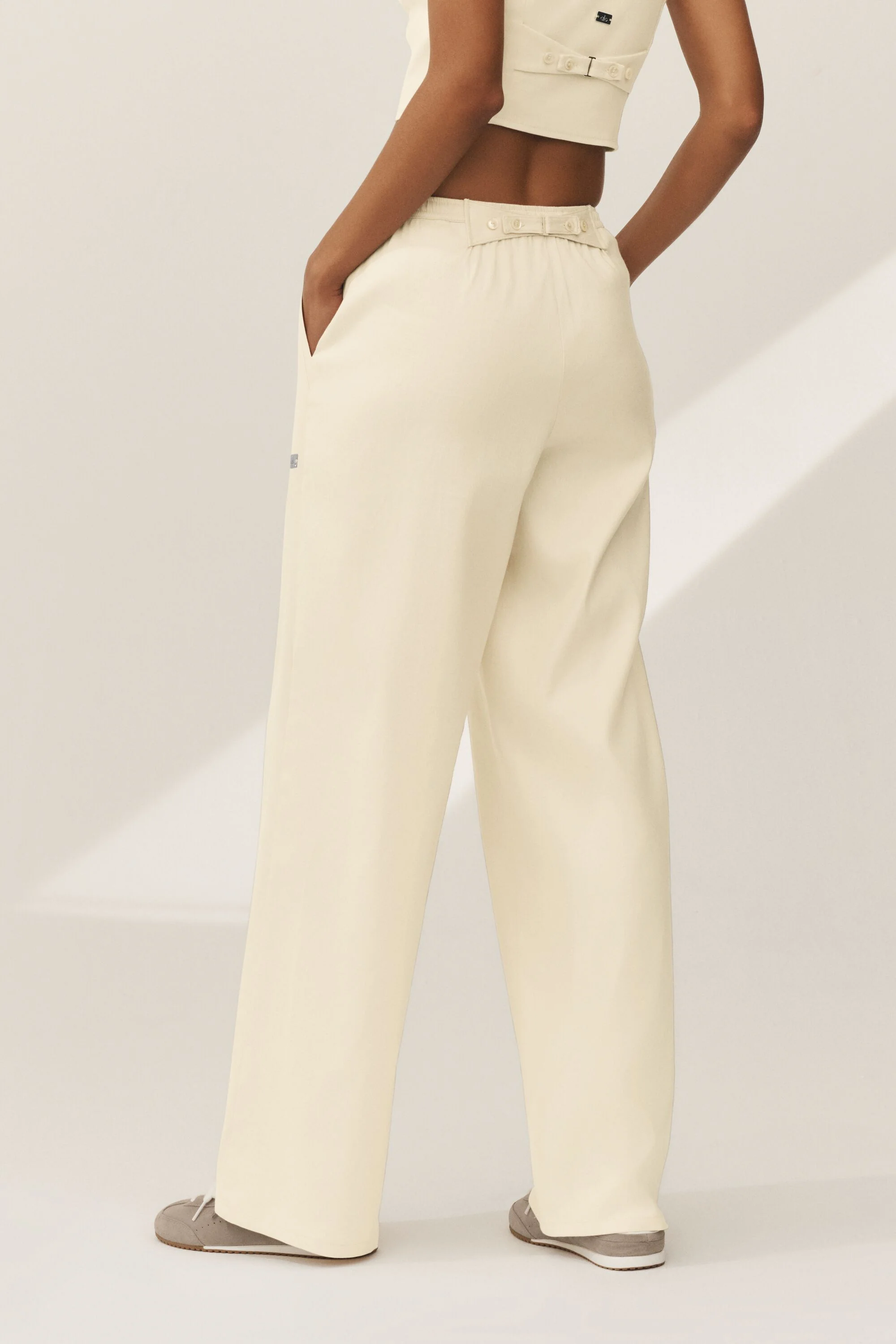 Linen Blend Riviera Wide Leg Pant in Sandy Beige