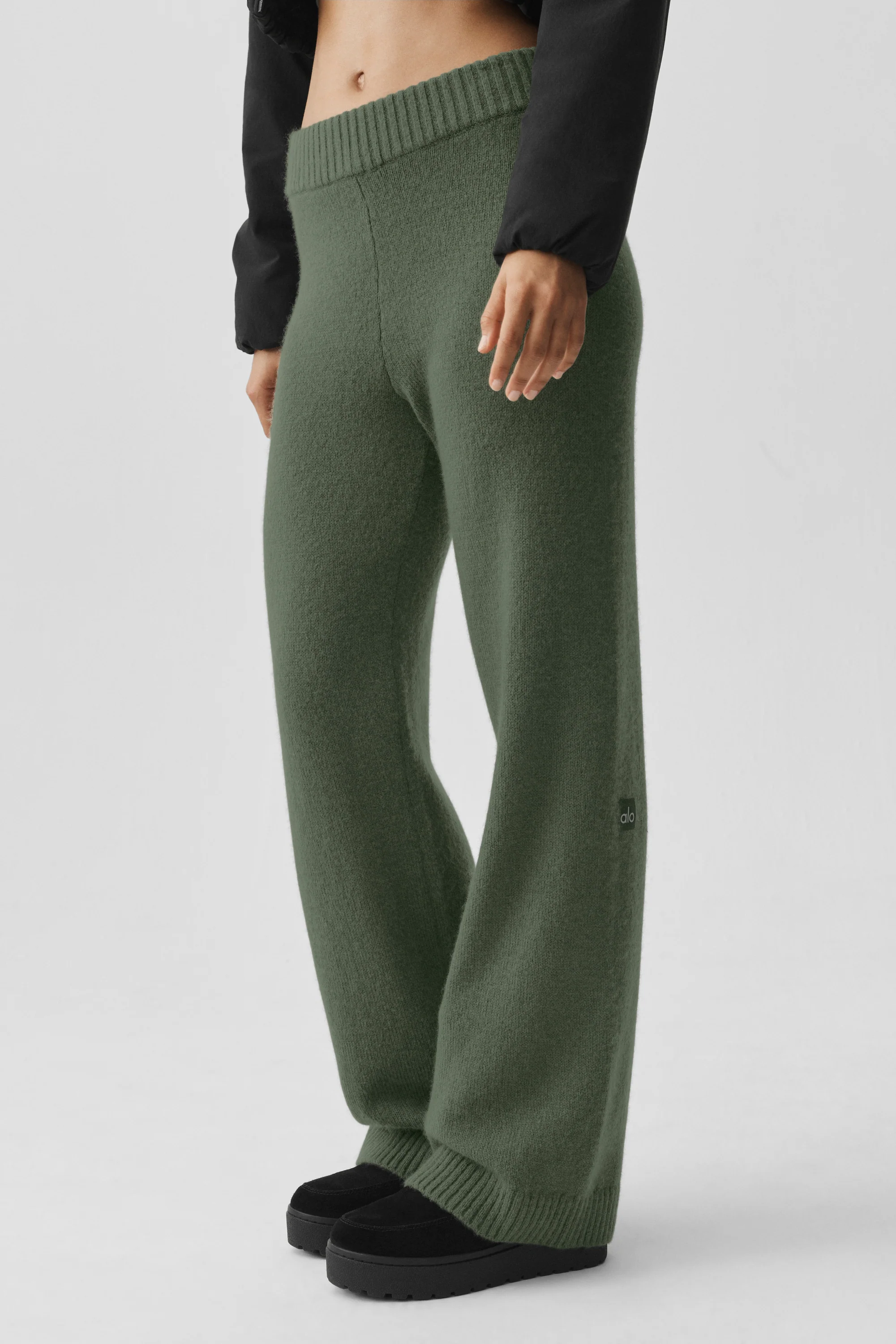 Wool Cashmere High-Waist New Class Wide Leg Pant in Bamboo Green