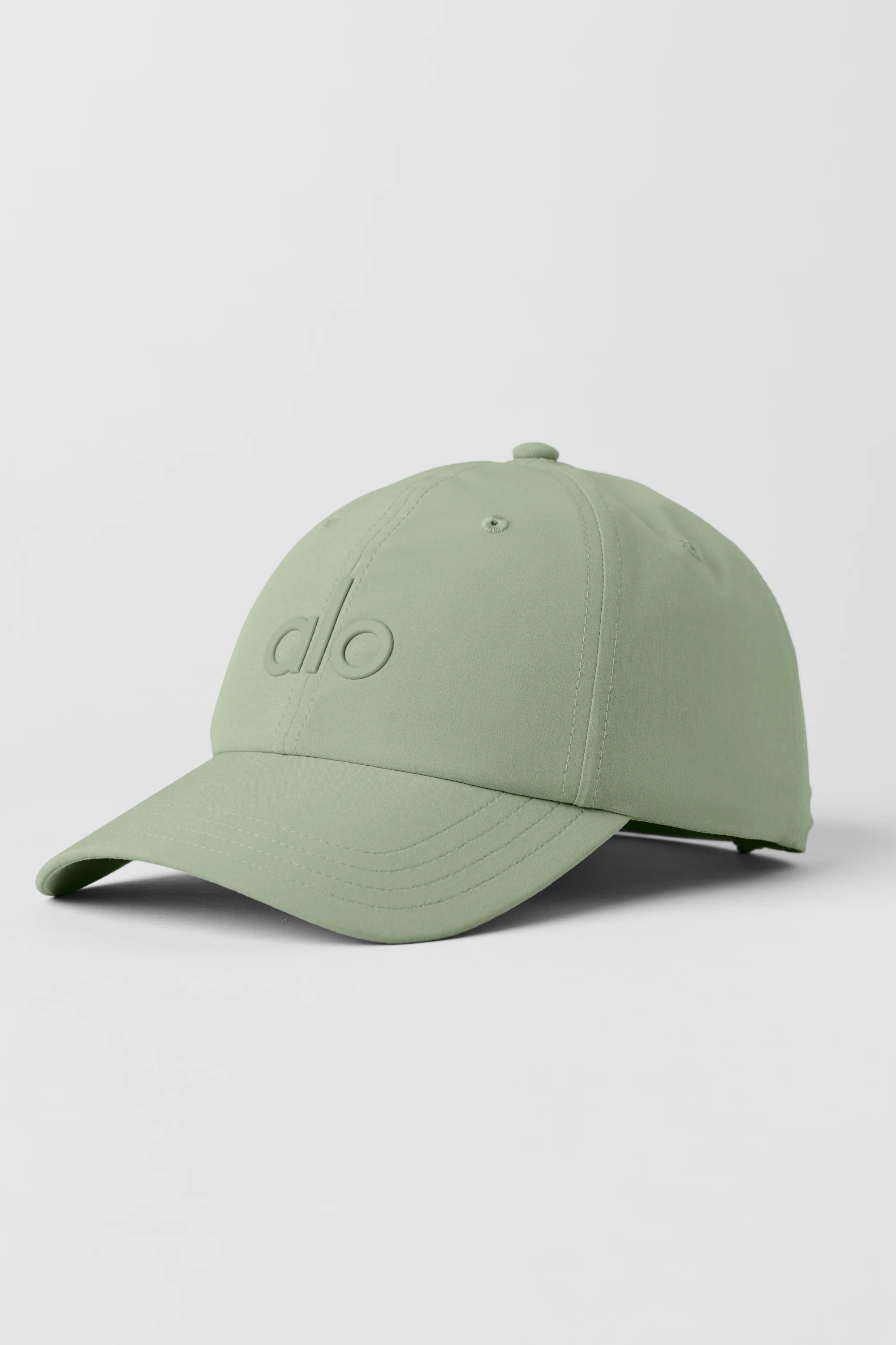 Performance Off-Duty Cap in Dune Grass with Curved Brim
