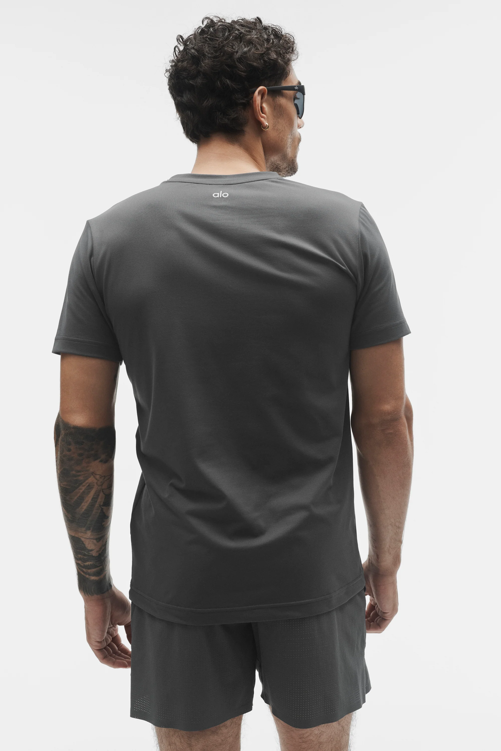 Conquer Reform Crewneck Short Sleeve Top in Anthracite